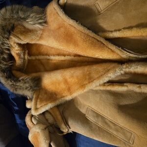 Men's shearling vest and hat